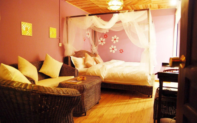 Lijiang Overseas Club