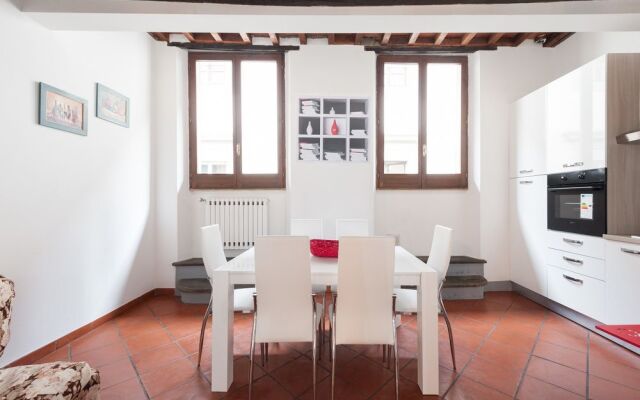 Short-let Florence Apartment Parione