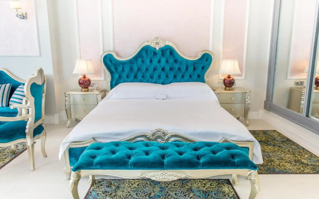 Phoenicia Royal