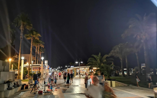 Carihuela Playa Los Nidos 1