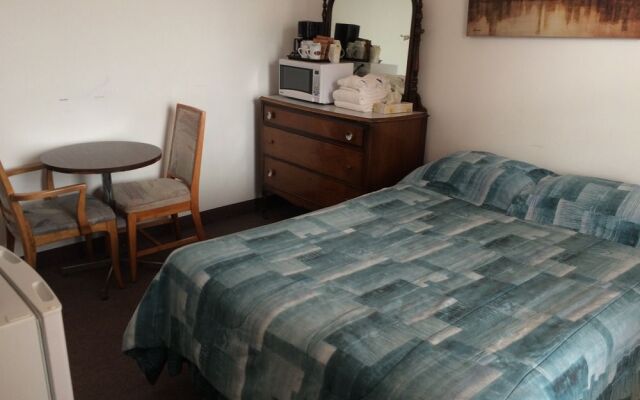 Imperial Hunter Hotel