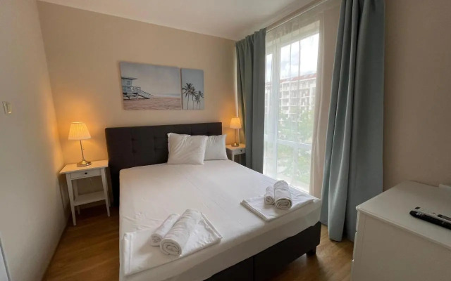 Aparthotel Izida Palace