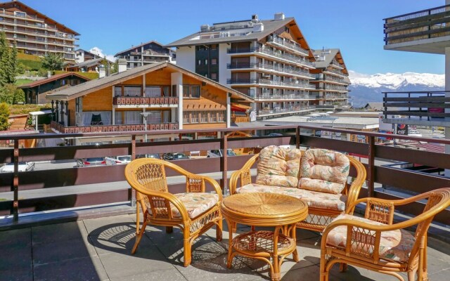 hotelImage