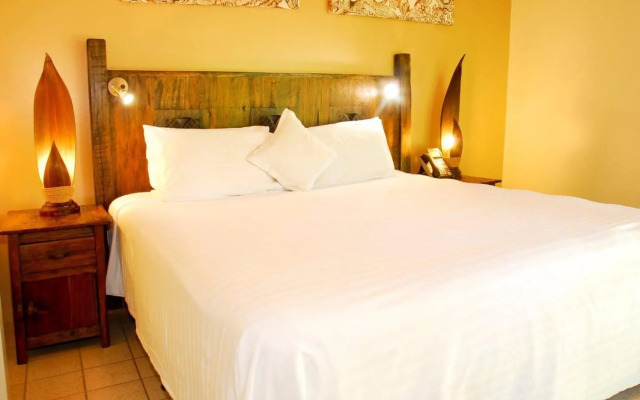 Crown Beach Resort & Spa