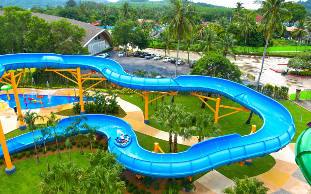 Splash Beach Resort