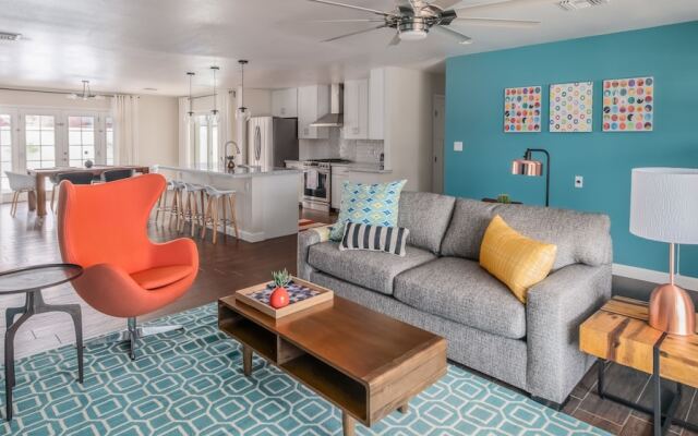 4BR Home in Scottsdale by WanderJaunt