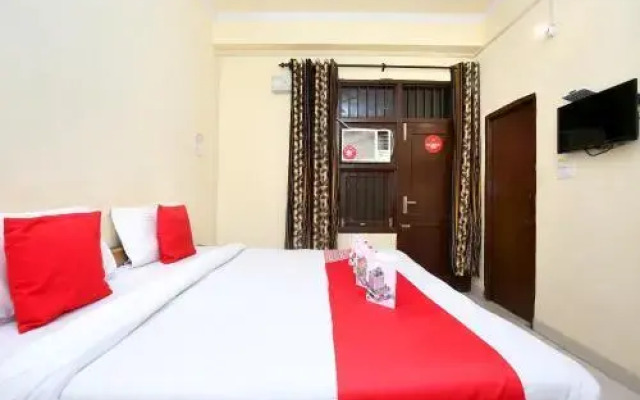 OYO 14823 Skyheights