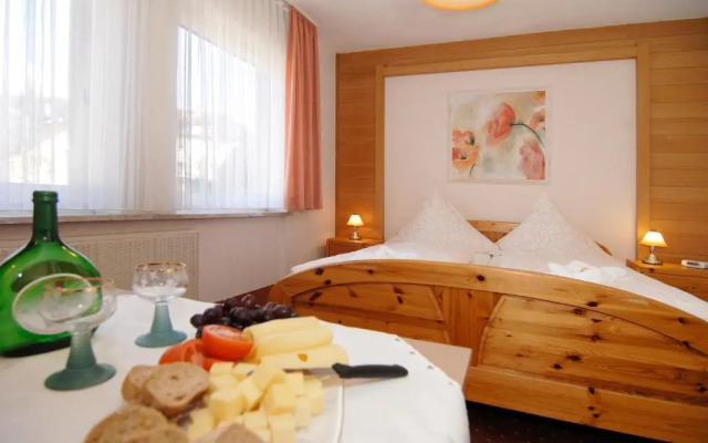 Hotel Ursula Garni