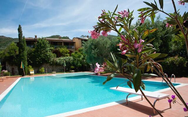 Locanda del Borgo B&B Helios Relais