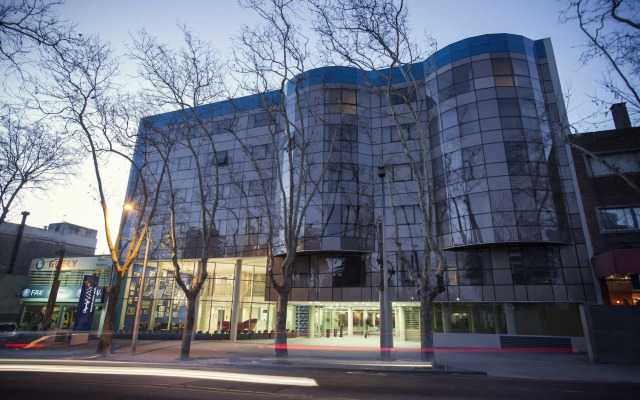 Regency Way Montevideo Hotel