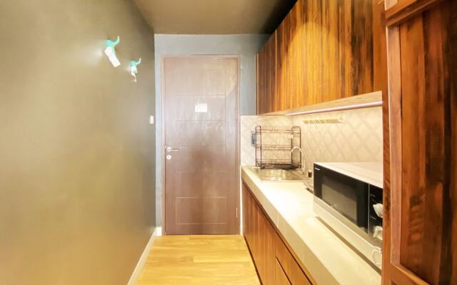 Comfort Studio Room At Mekarwangi Square Cibaduyut Apartment