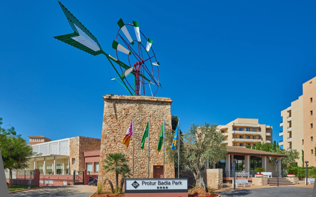 Protur Badia Park Aparthotel