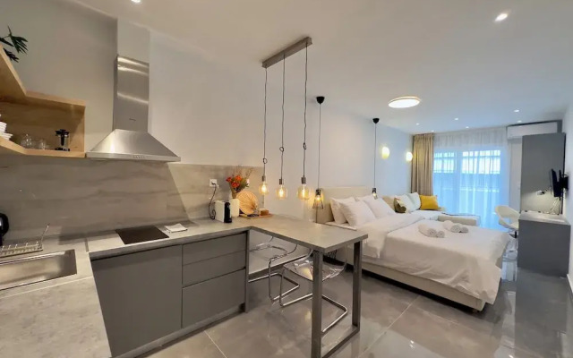 Kono Studios & Suites