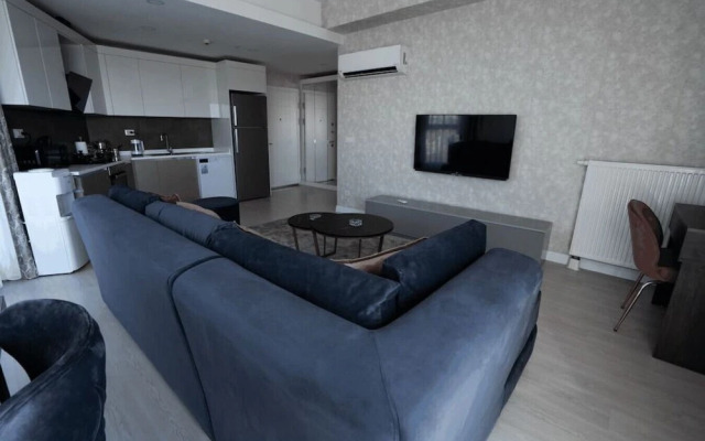 Stylish 2-bedroom Apartment Near Mall of Istanbul