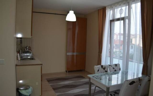Hill Suites
