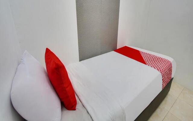 OYO Living 90950 Forzando House