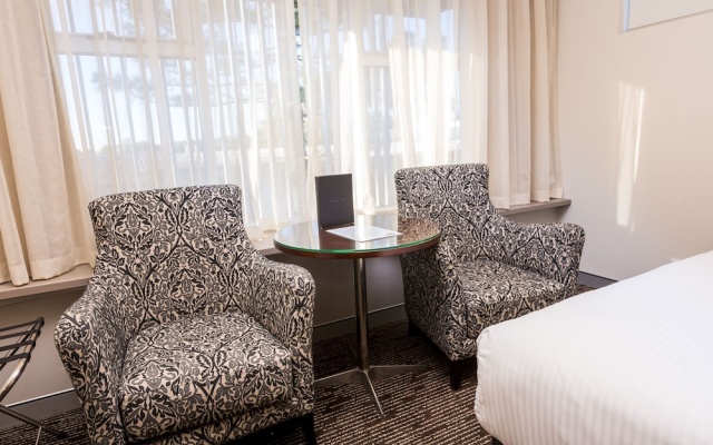 The Colmslie Hotel – Guest Rooms – Brisbane