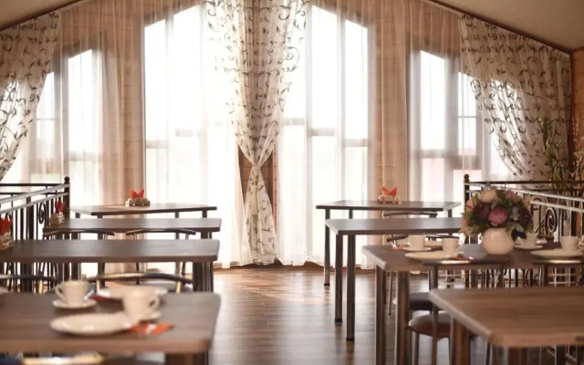 Yalta Hotel