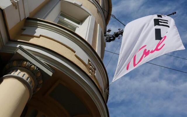 Apartment Hotel Kral