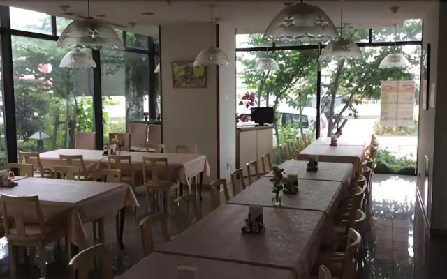 Hotel New Yutaka