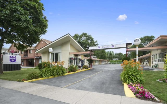 Knights Inn Burlington, ON
