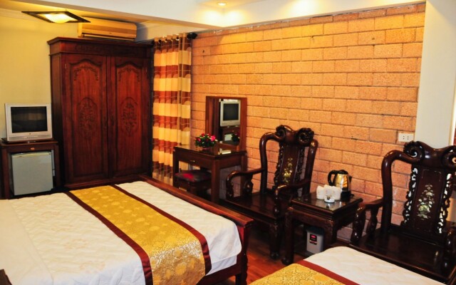 Khách Sạn Thái Hà