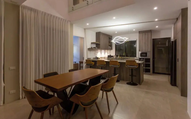 Family PoolVilla  Near the Pier V266