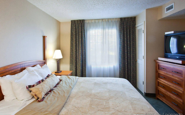 Staybridge Suites Detroit-Utica by IHG
