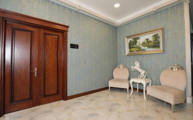 Altus Hotel Baku - Free Massage