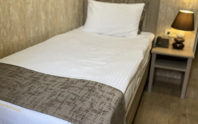 Hotel Nizami Street