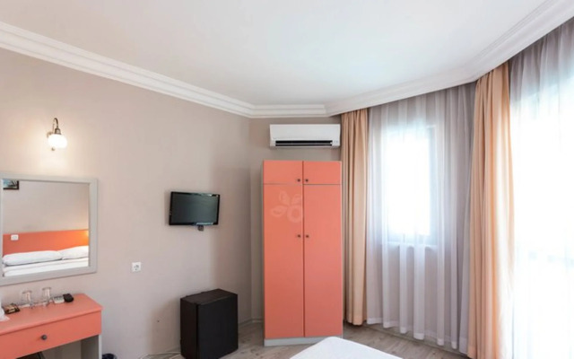 Remer Hotel