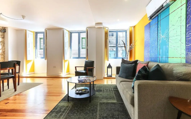 JOIVY Spacious & elegant 1-bed flat, moments from Avenida station