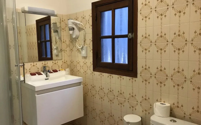 Hotel Raymond VII