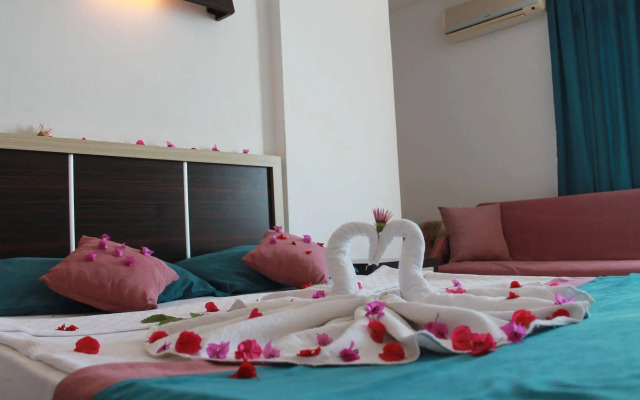 Semt Luna Beach Hotel