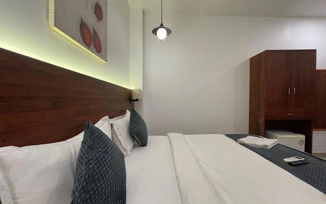 RJ-14 Guest House