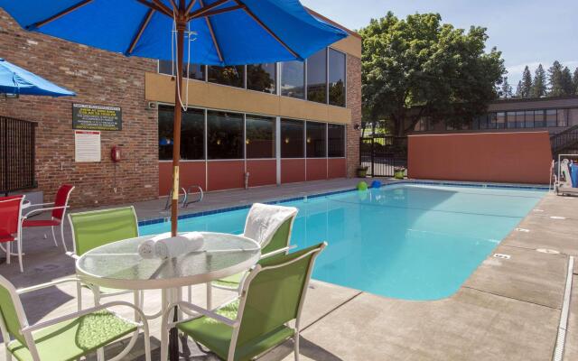 Quality Inn Downtown 4th Avenue