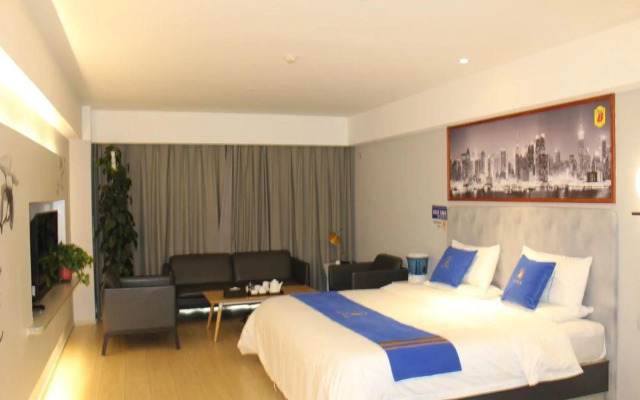 Super 8 Select Hotel