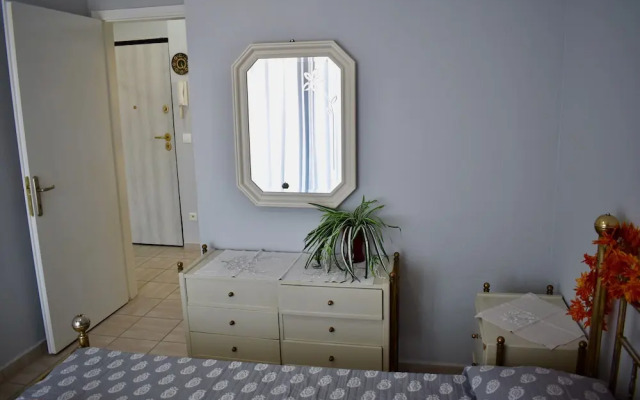 Alkyon Perea Apartments