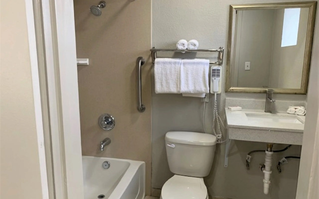 Red Roof Inn Tucson Downtown – University