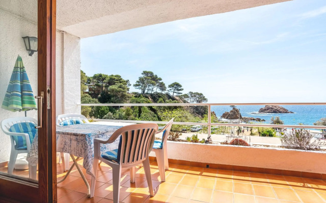 Sea view Balcony apartment