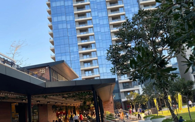 Umhlanga Arch 10th Floor- Sea Views!