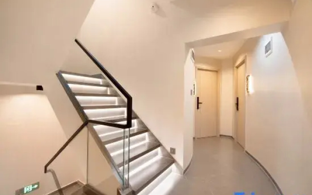 Yujian Homestay · Dianchipan | Sitang Yingyuan Chanyi Bieyuan (Dianchi Haigeng Daba)