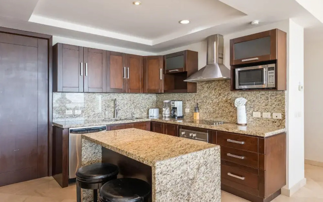 Luna Blanca 0403 by Kivoya