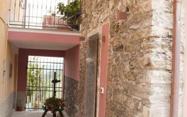 Il Borgo Di Pegui