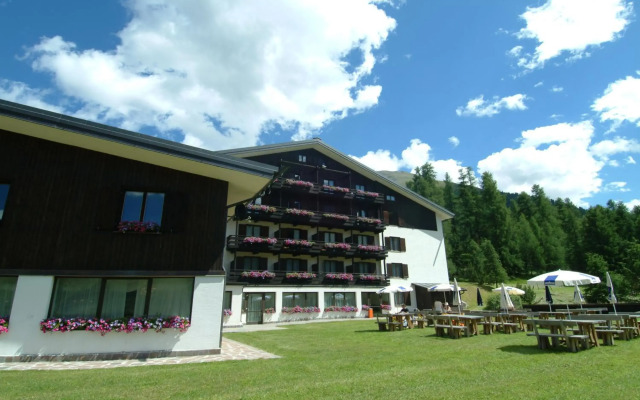 Hotel Intermonti