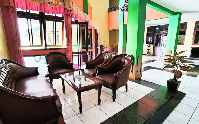 Hotel Pattimura powered by Cocotel