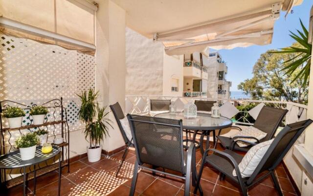 Marbella Lovely 3-bedroom Apartment 350 m Walk to the Beach