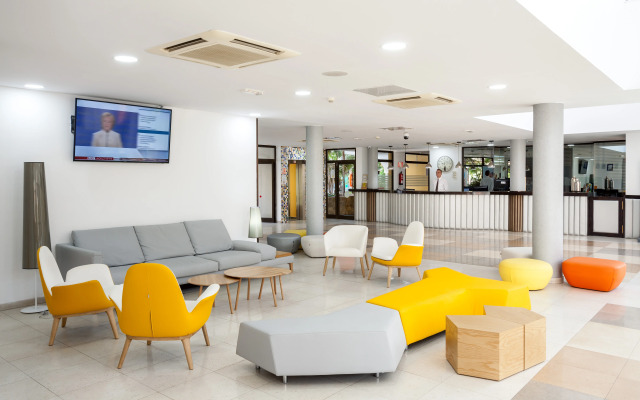 Hotel Chatur Costa Caleta