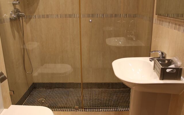 4D Frente ao Mar by Casas & Papéis