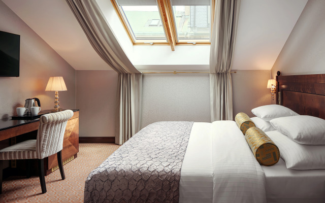 Cosmopolitan Hotel Prague